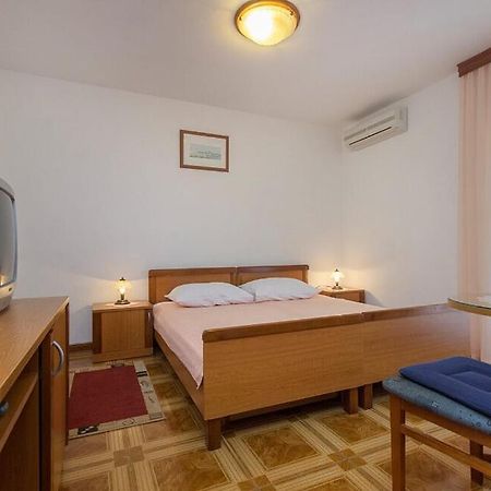 Apartments Tonimir Vodice Exterior foto