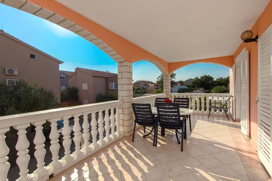 Apartments Tonimir Vodice Exterior foto